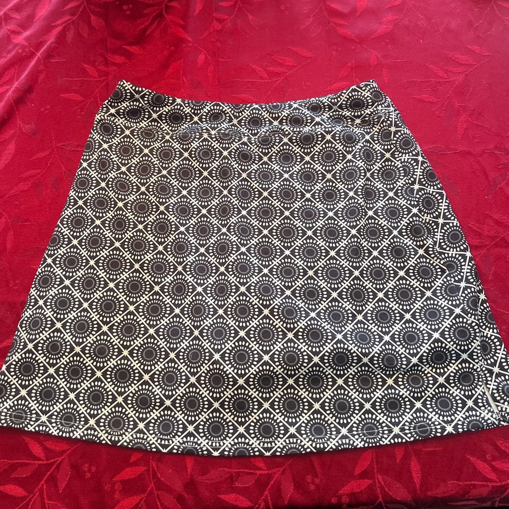 Large Sporty Skirt